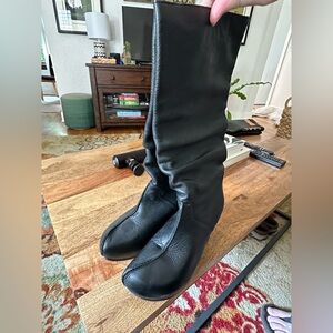 John Fluevog Prepare Volunteer Black Leather Women's Boots. Size 7.5.